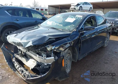 2016 Chrysler 200 C z USA, uszkodzony, nr VIN 1C3CCCCB4GN103877